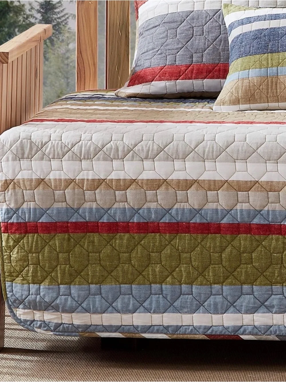 Eddie Bauer Home 4 Piece Daybed Set in Salmon Ladder Beige